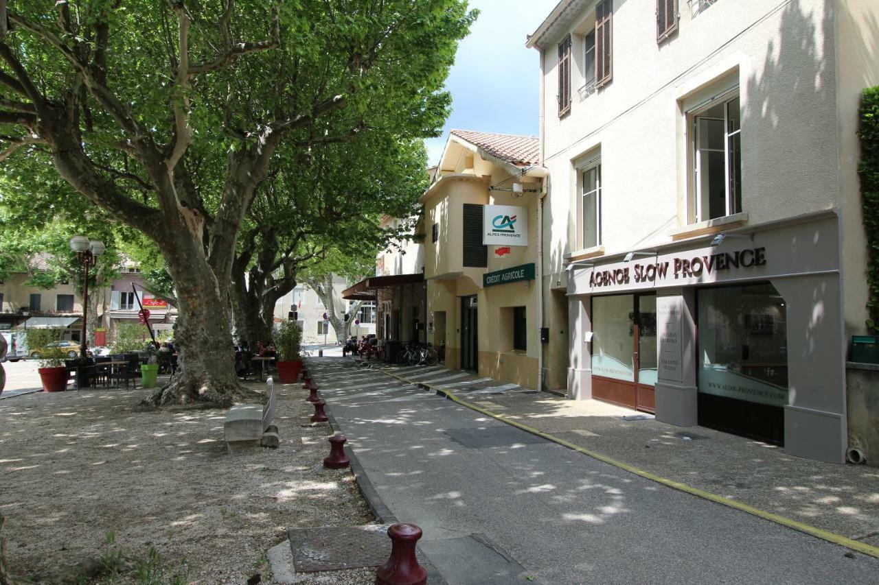 "La Place Du Village" Bédoin Kültér fotó
